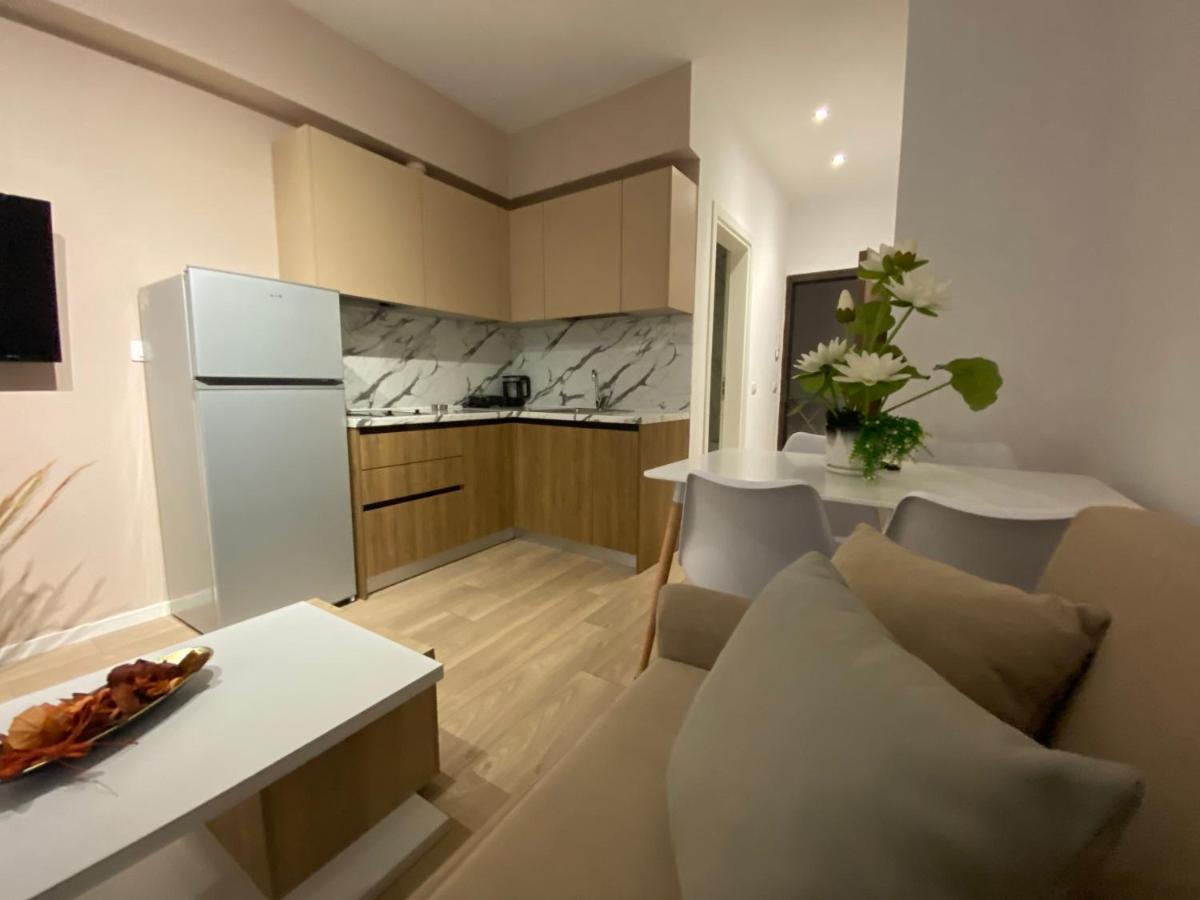 Brand New Apts Located At The City'S Main Square-100 Mbs Wifi Durres Exterior photo